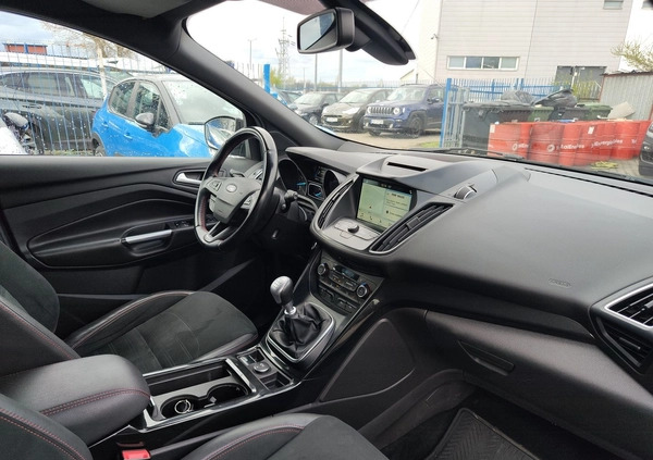 Ford Kuga cena 69900 przebieg: 130177, rok produkcji 2017 z Włodawa małe 172